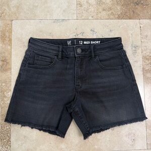GAP Black Midi Shorts